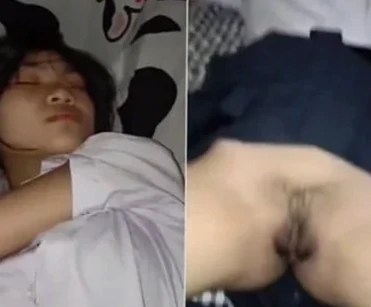 Viral Terbaru Asupan Abg Viral Memancarkan Aura Kenikmatan Bermain dengan Lubang Kenikmatan Top Bertempik 2026 Aduhay Enaknya Video Viral